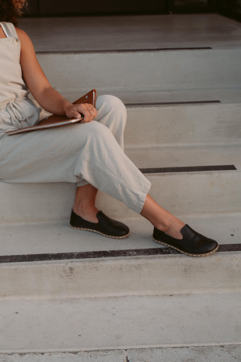 Women's Barefoot Grounding Slip-on Shoes / Ebony